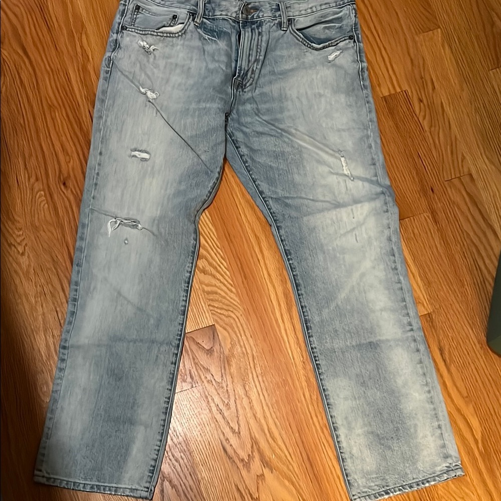Men's Distressed Blue Jeans